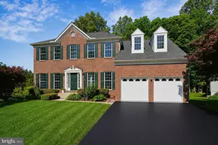 4246 Wiltshire Pl, Dumfries, VA 22025 - Photo 1