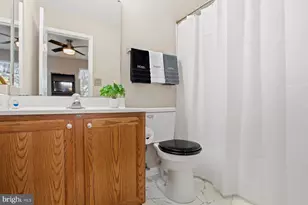 1736 Tiger Lily Cir, Woodbridge, VA 22192 - Photo 21