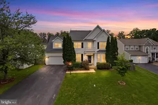 4774 Hawfinch Ct, Woodbridge, VA 22193 - Photo 1