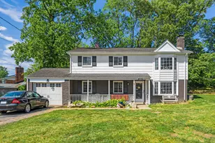 2243 W Longview Dr, Woodbridge, VA 22191 - Photo 1