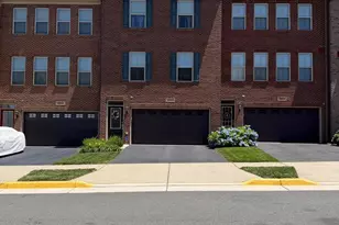 6821 William White Way, Haymarket, VA 20169 - Photo 1