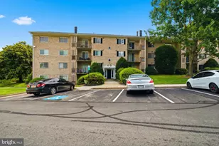 1521 Colonial Dr, Woodbridge, VA 22192 - Photo 1