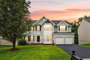 9121 Autumn Glory Ln, Bristow, VA 20136 - Photo 1