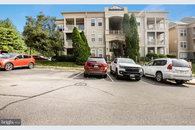 1049 Gardenview #204, Woodbridge, VA 22191 - Photo 1