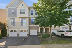 1571 Renate Dr, Woodbridge, VA 22192 - Photo 1