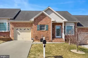 294 Ridgewood Ave, Broadway, VA 22815 - Photo 1
