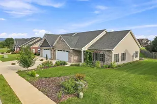 243 Freemont Cir, Broadway, VA 22815 - Photo 1