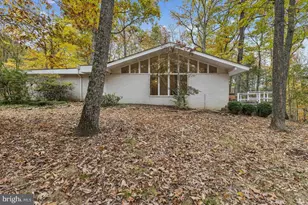 135 Lizzie Mills Rd, Castleton, VA 22716 - Photo 1