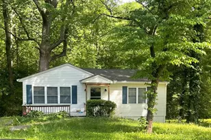 241 Wallace St, Warsaw, VA 22572 - Photo 1