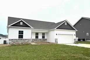 147 Santiago Cir, Martinsburg, WV 25403 - Photo 1