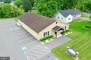 302 Rock Cliff Dr, Martinsburg, WV 25401 - Photo 1