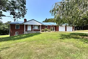 223 Stotelmyer Ln, Martinsburg, WV 25405 - Photo 1