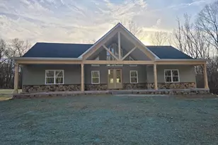 457 Myla Ln, Hedgesville, WV 25427 - Photo 1