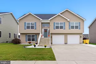 134 Pochards Ct, Martinsburg, WV 25403 - Photo 1