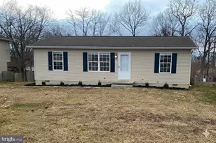 105 MIdnoon Dr, Martinsburg, WV 25404 - Photo 1