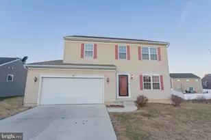 155 Kennedy Cir, Martinsburg, WV 25404 - Photo 1