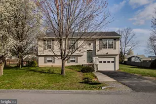 140 Thoreau Dr, Inwood, WV 25428 - Photo 1