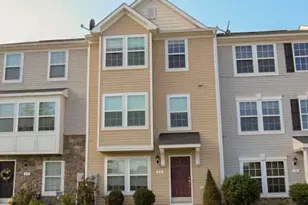 80 Lieutenant Ct, Bunker Hill, WV 25413 - Photo 1