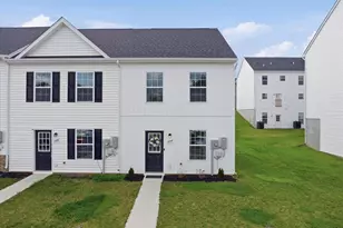 204 White Violet Wy, Kearneysville, WV 25430 - Photo 1