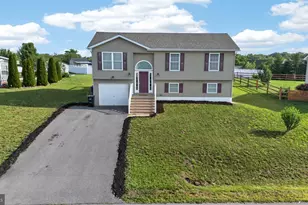 481 Ives St, Martinsburg, WV 25405 - Photo 1