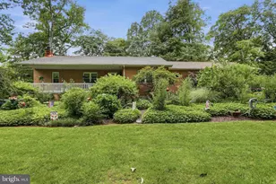 549 Macintosh Dr, Falling Waters, WV 25419 - Photo 1
