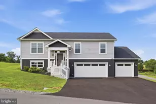 26 Duluth Dr, Martinsburg, WV 25404 - Photo 1