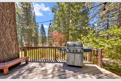 334 Peninsula Drive, Lake Almanor, CA 96137 - Photo 5