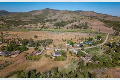 933 Sierra Brooks Drive, Loyalton, CA 96118 - Photo 13