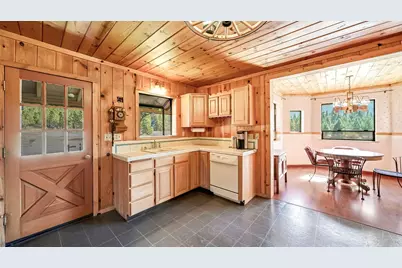 1446 Highway 89, Clio, CA 96106 - Photo 3