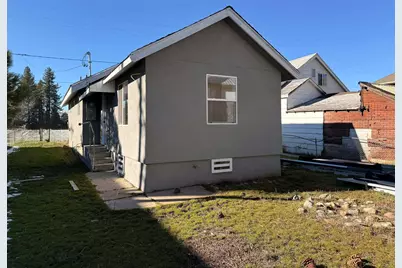 221 Main Street, Portola, CA 96122 - Photo 29