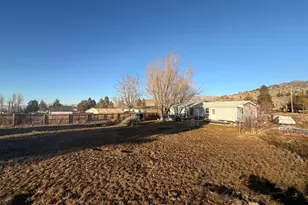 929 Sierra Brooks Dr, Loyalton, CA 96122 - Photo 21