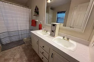 929 Sierra Brooks Dr, Loyalton, CA 96122 - Photo 15