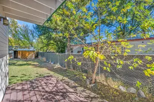 604 Pine St, Loyalton, CA 96122 - Photo 5