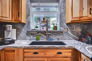 718 Timber Ridge Rd, Lake Almanor, CA 96137 - Photo 9