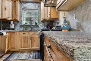 718 Timber Ridge Rd, Lake Almanor, CA 96137 - Photo 11