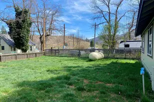 506 2nd St, Greenville, CA 95947 - Photo 23