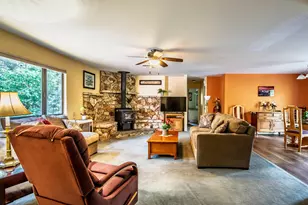101 Evergreen Cir, Blairsden, CA 96103 - Photo 11