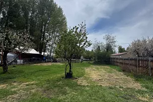 225 Lassen St, Chester, CA 96020 - Photo 21