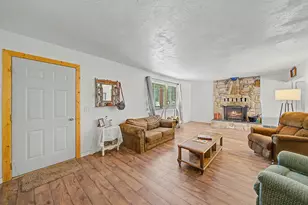 58374 Gill Ranch Rd, Cromberg, CA 96103 - Photo 33