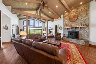646 Star Top, Portola, CA 96122 - Photo 7