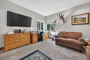 906 Clifford Dr, Lake Almanor, CA 96137 - Photo 21