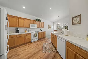 38 Oak Ct, Blairsden, CA 96103 - Photo 17