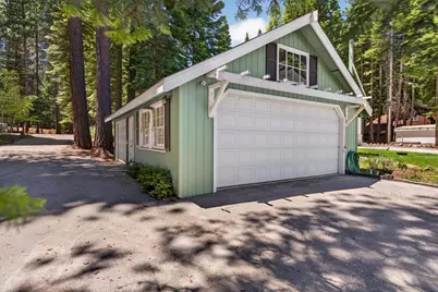 934 Peninsula Drive, Lake Almanor, CA 96137 - Photo 25