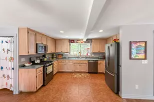 636 Pineleaf Dr, Meadow Valley, CA 95956 - Photo 5