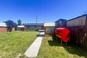 560 2nd St, Chester, CA 96020 - Photo 3