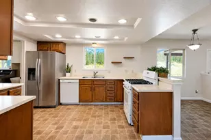 76844 Parkside Ter, Portola, CA 96122 - Photo 9