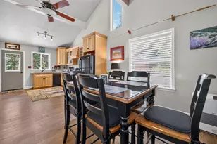 182 Peninsula Dr, Lake Almanor, CA 96137 - Photo 17
