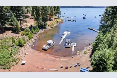 182 Peninsula Drive, Lake Almanor, CA 96137 - Photo 3