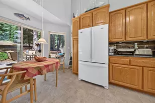 633 E Mountain Ridge Rd, Lake Almanor, CA 96137 - Photo 13