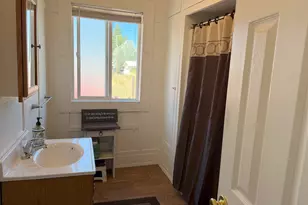 508 Birch St, Westwood, CA 96137 - Photo 11